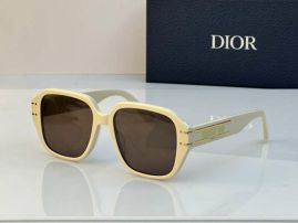 Picture of Dior Sunglasses _SKUfw52367899fw